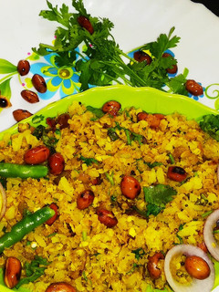 ओट्स पोहा (Oats poha recipe in Hindi) रेसिपी मुख्य फोटो
