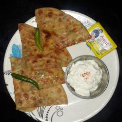 A picture of Aloo Paratha.