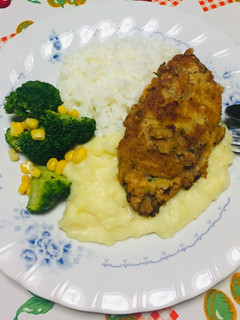 Una foto de Milanesa de Bistec con Puré de Papas!!!