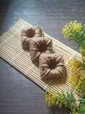 Putu ayu coklat kurma