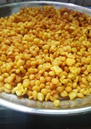 घर की नमकीन बूँदी (Ghar ki namkeen boondi recipe in Hindi) रेसिपी मुख्य फोटो