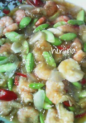 Foto resep udang.pete.mix tempoyak😍♥