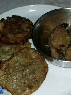 गुड़ मालपुआ (Jaggery malpua recipe in hindi) रेसिपी मुख्य फोटो