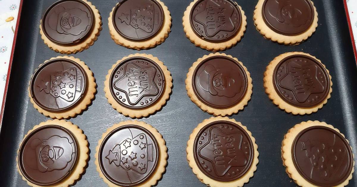 Petits biscuits sablés au chocolat - façon petit écolier - Recettes de  cuisine Ôdélices