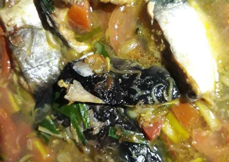 Langkah Mudah untuk Menyiapkan Sup ikan patin yang Lezat Sekali