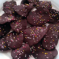 A picture of Vickys Chocolate-Coated Crisps / Potato Chips, GF DF EF SF NF.