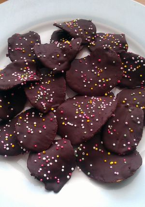 A picture of Vickys Chocolate-Coated Crisps / Potato Chips, GF DF EF SF NF.