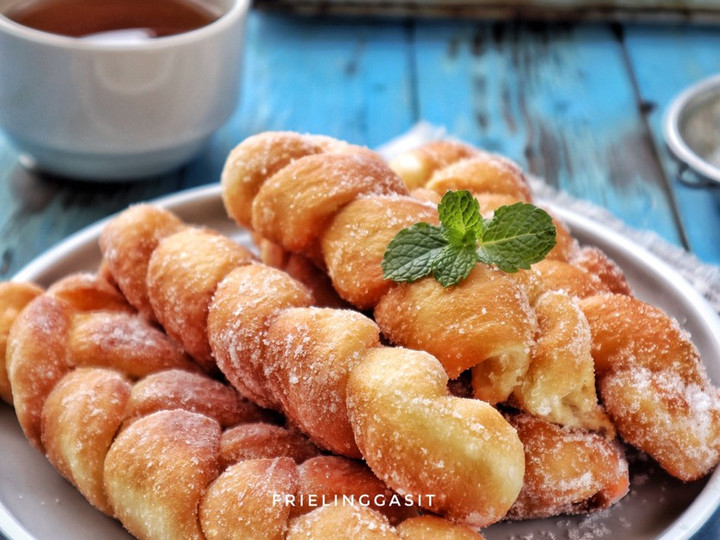 Cara Gampang Membuat Donat Kepang dg Metode Autolisis, Lezat Sekali