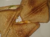 Cheesy Veggie Sandwich