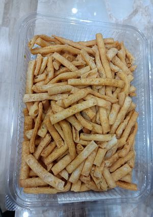 A picture of Namak Pare.