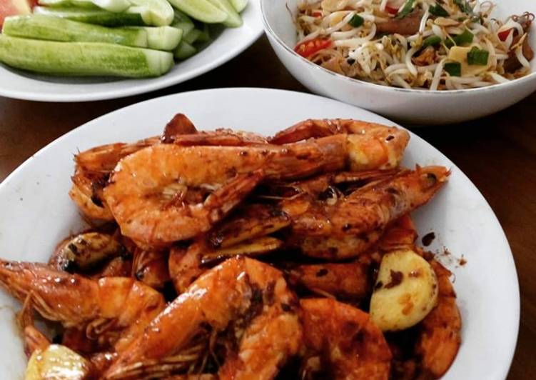 Bagaimana Membuat Udang bakar madu Anti Gagal