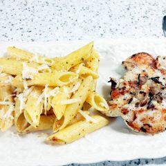 A picture of Red Hot Chilli Cream Pasta and Chicken Tenderloin.