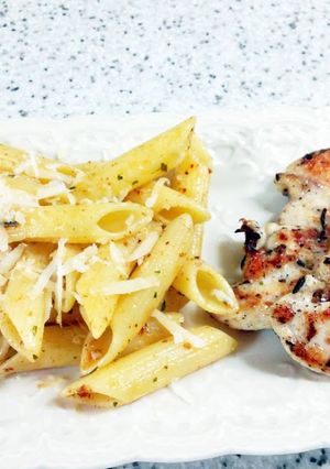 A picture of Red Hot Chilli Cream Pasta and Chicken Tenderloin.