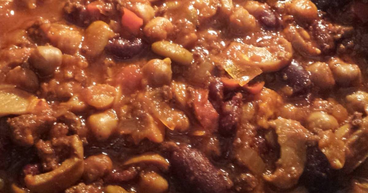 Perfect Canadian hot 'n sweet chili Recipe by dylanfwinter - Cookpad