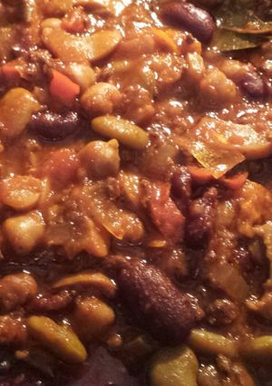 A picture of Perfect Canadian hot 'n sweet chili.