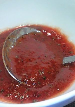A picture of Easy! Pizza Sauce.