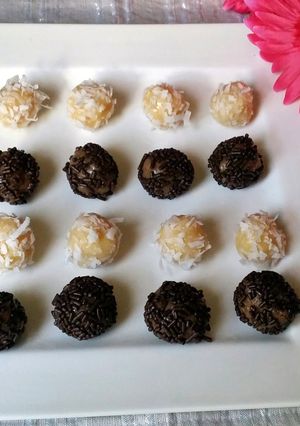 A picture of Brazilian Brigadeiro.