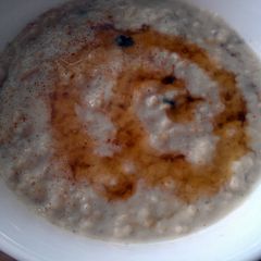 A picture of Vickys Basic Porridge with Topping Variations, GF DF EF SF NF.