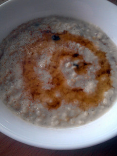 A picture of Vickys Basic Porridge with Topping Variations, GF DF EF SF NF.