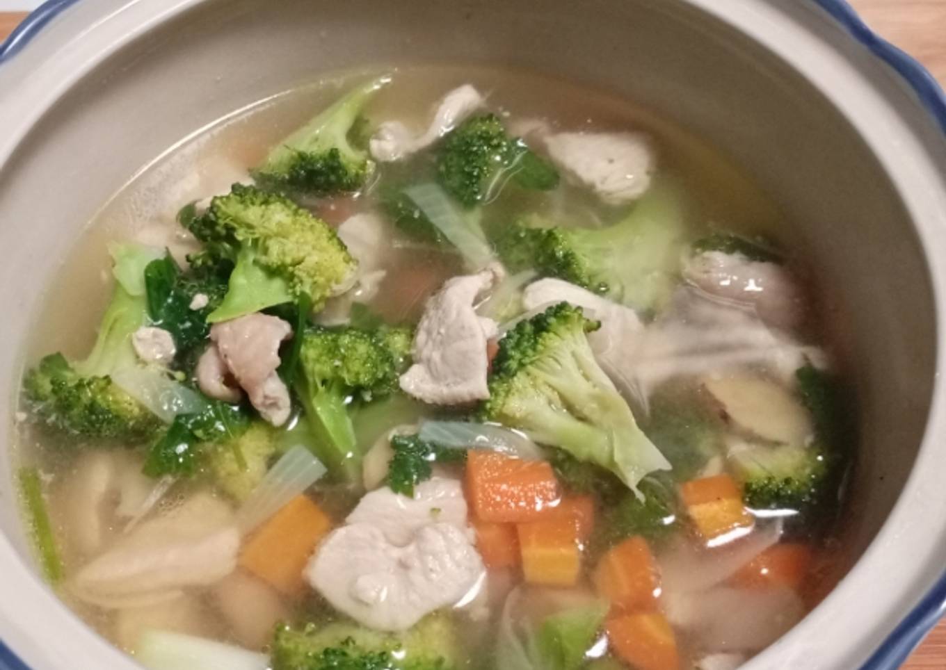 03. Sup brokoli ayam fillet kuah jahe