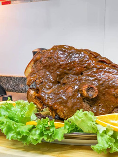 Una foto de Pernil de cerdo al horno 🐷🍖