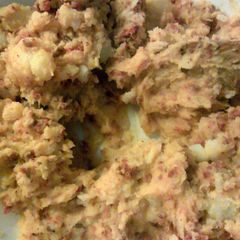 A picture of chorizo mashed potato filling for chile rellenos.