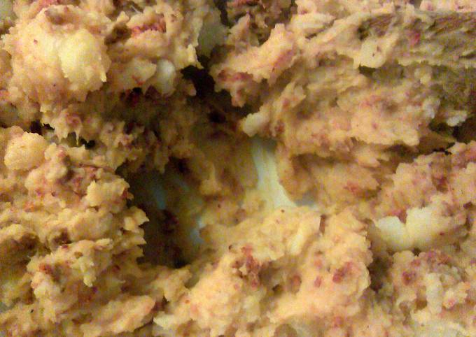 Recipe of Super Quick Homemade chorizo mashed potato filling for chile rellenos
