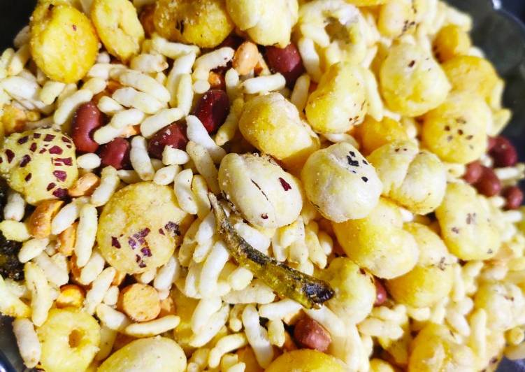 Step-by-Step Guide to Make Super Quick Homemade Makhana Bhel