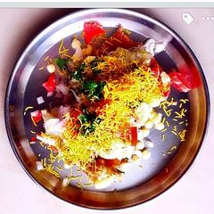 A picture of Bread chaat.