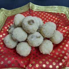Coconut suji laddu A picture of Coconut suji laddu.