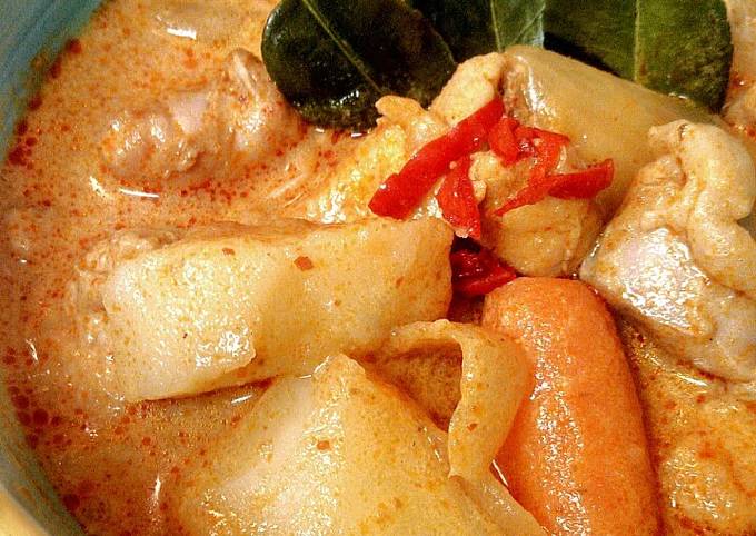 Red Curry Chicken