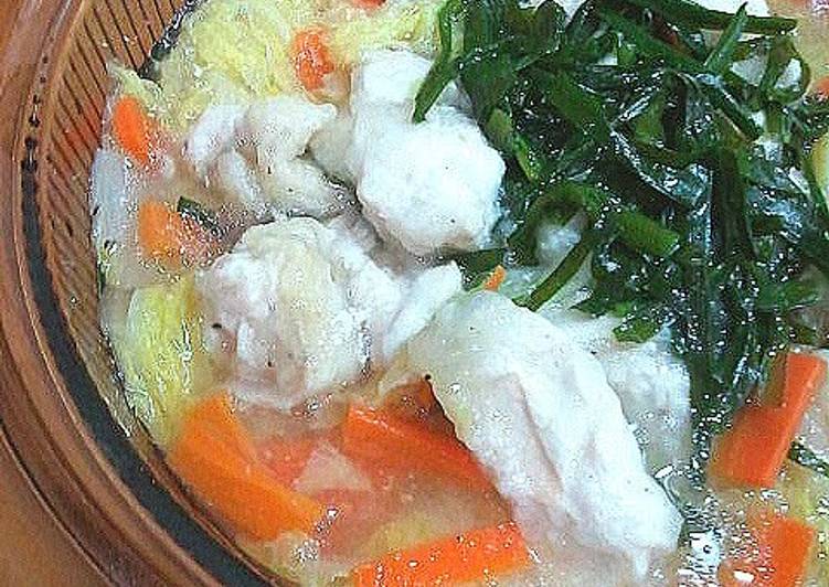 Napa Chinese Cabbage and Chicken Breast Hot Pot