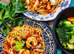 Hình của món Mì ý tôm mực sốt cà chua.