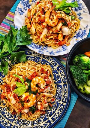 Hình của món Mì ý tôm mực sốt cà chua.
