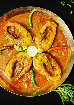 রুই কালিয়া (Rui kaliya recipe in bengali) রেসিপির প্রধান ছবি