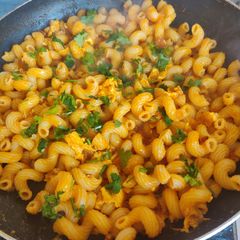 A picture of INDIAN style pasta.