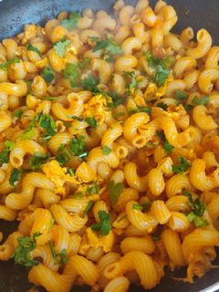 A picture of INDIAN style pasta.