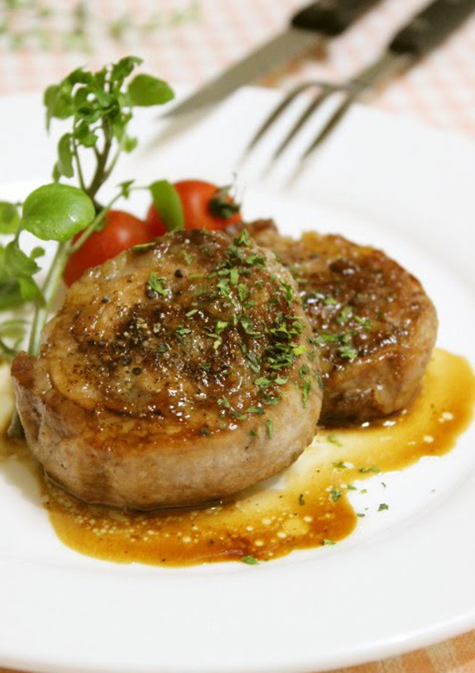 A picture of Pork Roll Steaks with Thinly Sliced Pork.