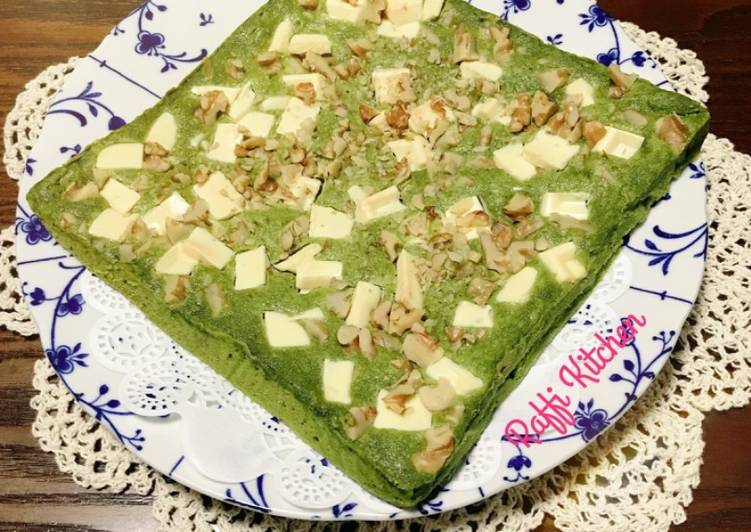 Macha and white chocolate Brownies