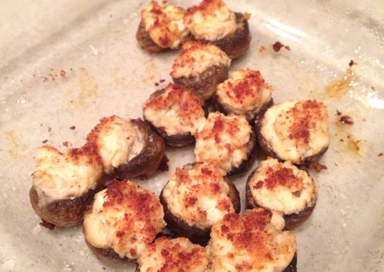 How to Make Super Quick Homemade Vegetarian Creamy Parmesan, Garlic And Cream Cheese Stuffed Mushrooms
