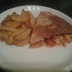 A picture of Chicken & Choritzo Calzone.