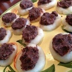 A picture of Easy Sweet Bean Paste on Mochi -- For Those Abroad.