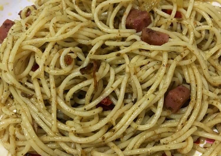 Cara Gampang Membuat Spaghetti bumbu pesto yang Lezat Sekali