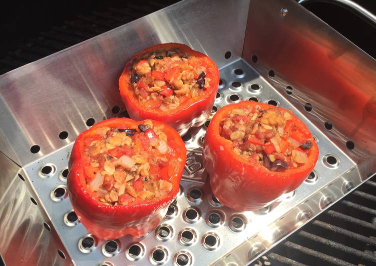 Simple Way to Prepare Super Quick Homemade Vegan Stuffed Grilled Red Bell Peppers