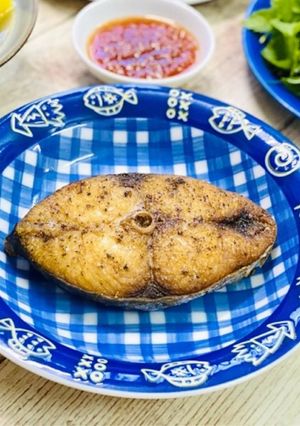 Hình của món Cá Thu Chiên Muối Tiêu.