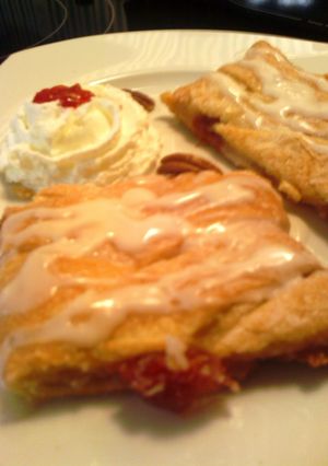 A picture of sunshines's cream cheese cherry braid danish.