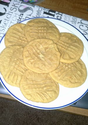 A picture of Peanut Butter Cookies (:.