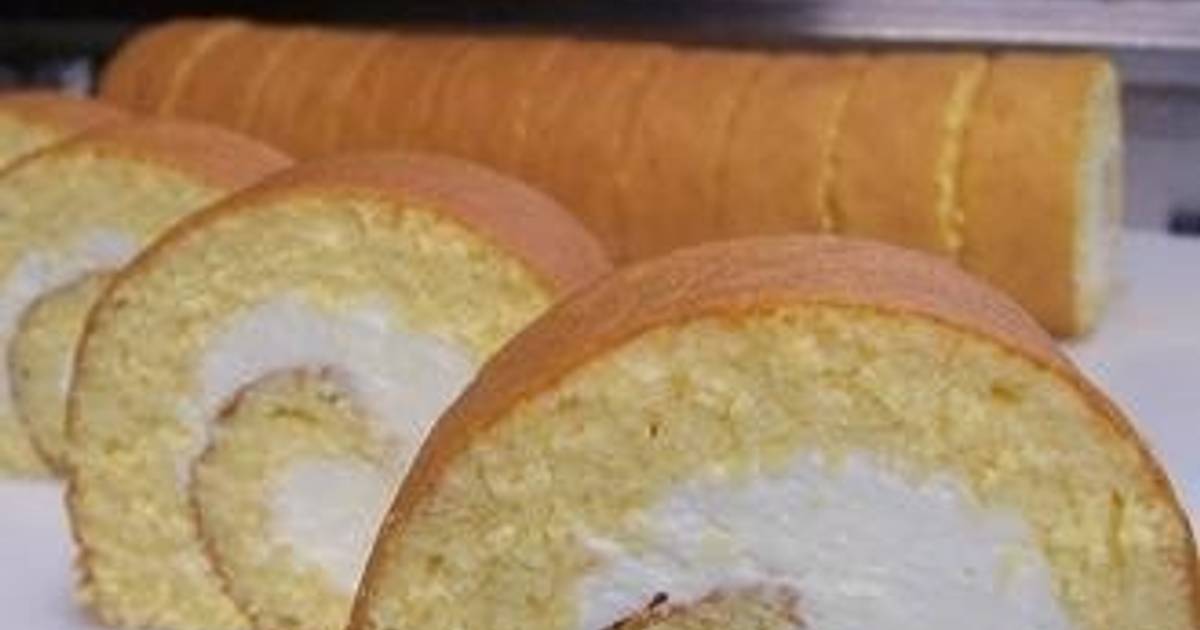 Gingerbread Swiss Roll Cake | I Heart Recipes