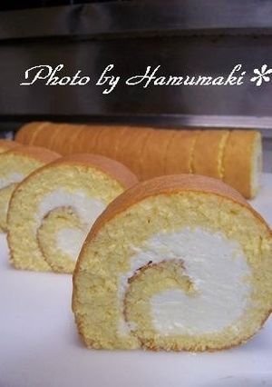 A picture of Milky Cream Swiss Rolls.