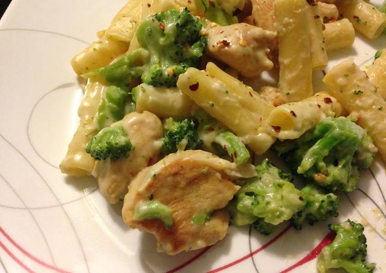Simple Way to Make Any-night-of-the-week Garlic Parmeasan chicken and brocolli